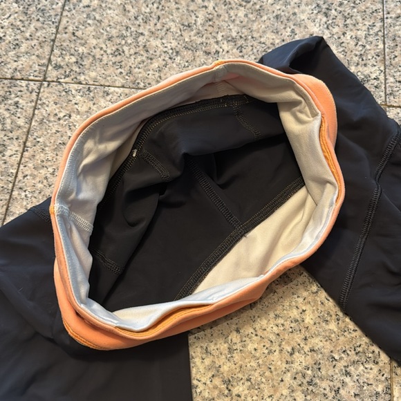 Lululemon Run for your Life right size 4 gray/orange - Picture 6 of 6